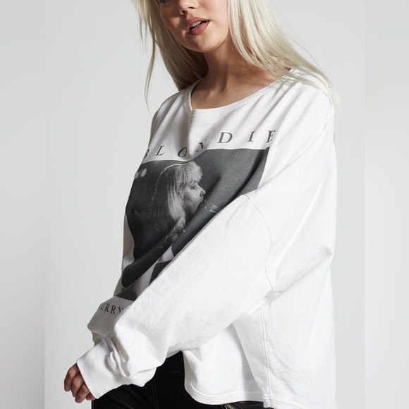 Recycled Karma Blondie Sweater - Picture 2 of 3